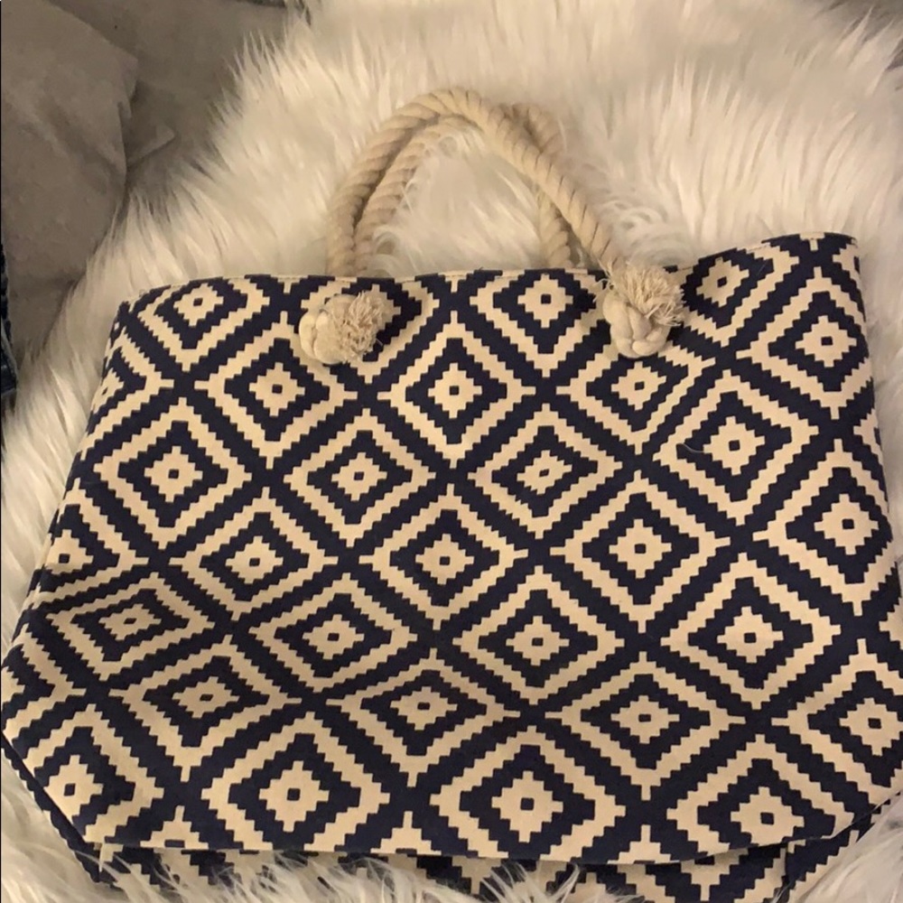 Navy and Cream Diamond Print Tote